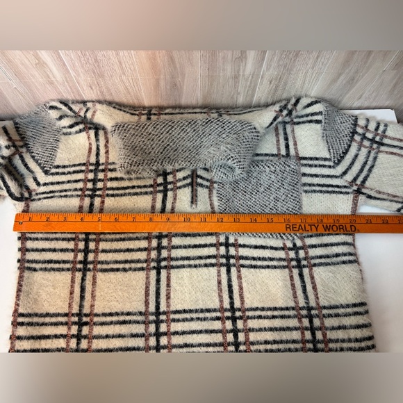Entro Cream and Black Plaid Turtleneck Sweater - Picture 6 of 8